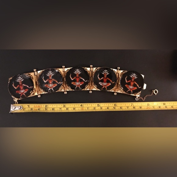 Siam Dancer Itaglios Heavy Goldtone Bracelet - Picture 12 of 12